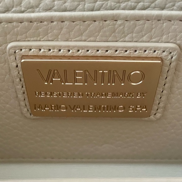 Mario Valentino NWT Leather Wallet with removable chain strap pebbled leather - Picture 6 of 8